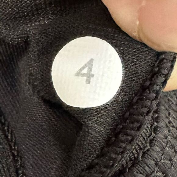 Lululemon Black Sports Bra Tank - Picture 3 of 3